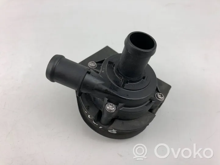 Volkswagen Golf VIII Pompe à eau de liquide de refroidissement 5Q0965567