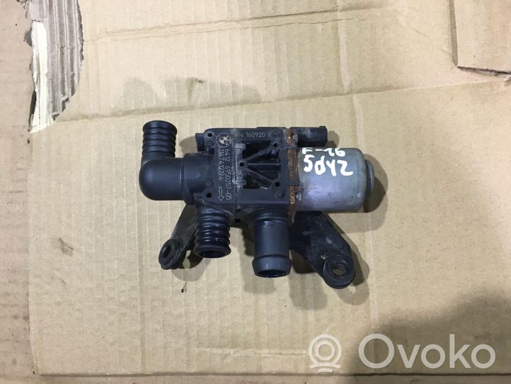 BMW X6 F16 Valvola di regolazione del liquido di raffreddamento e del riscaldatore 6950257