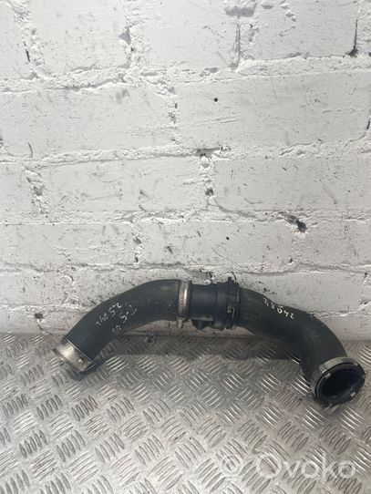 Volkswagen Transporter - Caravelle T5 Intercooler hose/pipe 7H0145955