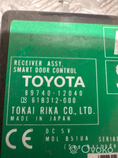 Toyota Auris 150 Oven keskuslukituksen ohjausyksikön moduuli 8974012040