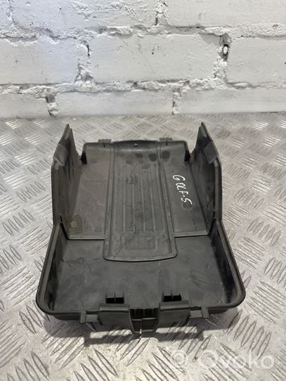 Volkswagen Golf V Coperchio/tappo della scatola vassoio della batteria 1K0915443A