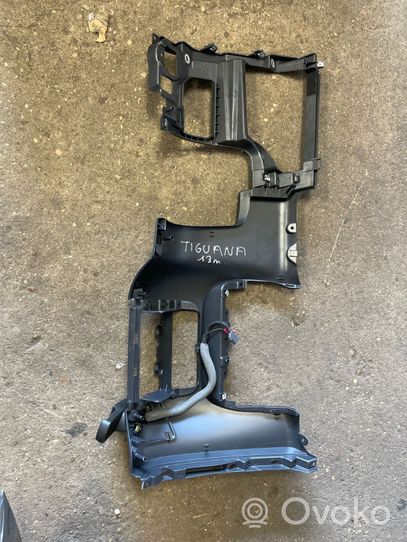 Volkswagen Tiguan Verkleidung Armaturenbrett Cockpit unten 5M1857051