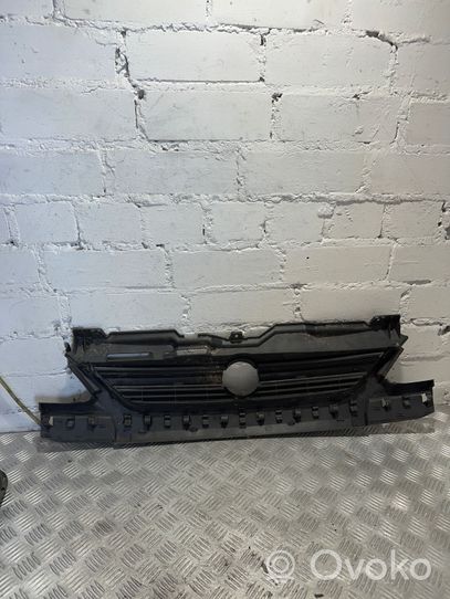 Opel Corsa C Maskownica / Grill / Atrapa górna chłodnicy 13120828