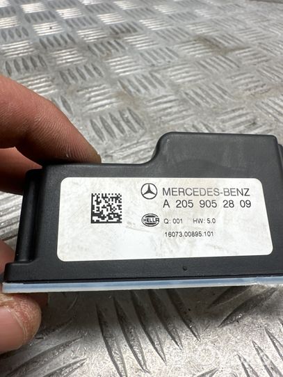 Mercedes-Benz E W213 Modulo del convertitore di tensione/trasformatore A2059052809