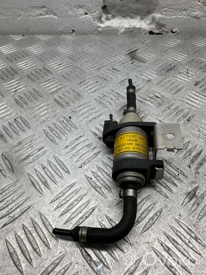 BMW X5 E70 Pompe à carburant Webasto 6979465