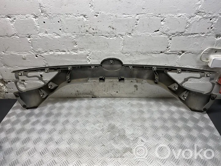 Toyota Avensis T270 Rivestimento portellone 7681105110