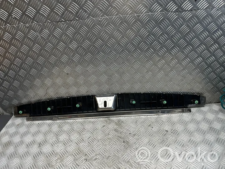 Mercedes-Benz E W212 Rivestimento di protezione sottoporta del bagagliaio/baule A2126900027