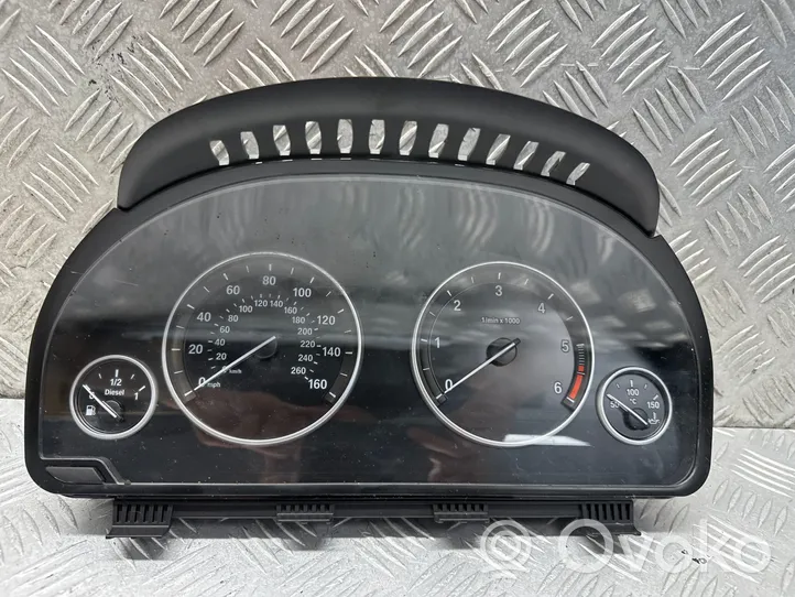 BMW X5 F15 Speedometer (instrument cluster) 9364608
