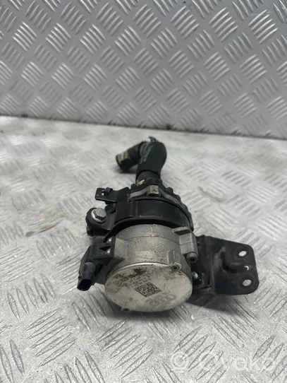 Audi Q7 4M Electric auxiliary coolant/water pump 8R0965567