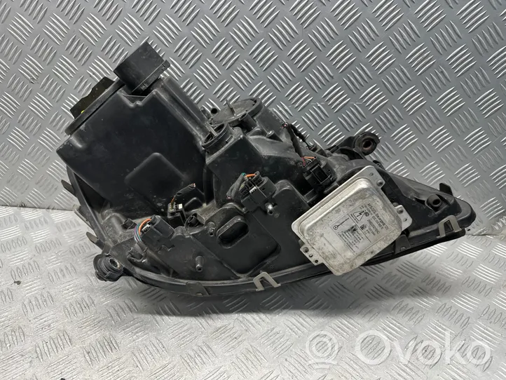 Mercedes-Benz ML W164 Lampa przednia A1648209561