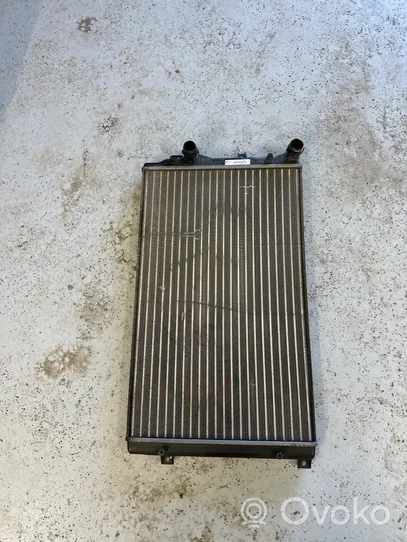 Volkswagen Golf VI Radiateur de refroidissement 1K0121253BB