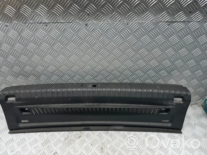 Volkswagen Tiguan Rivestimento di protezione sottoporta del bagagliaio/baule 5N0863459