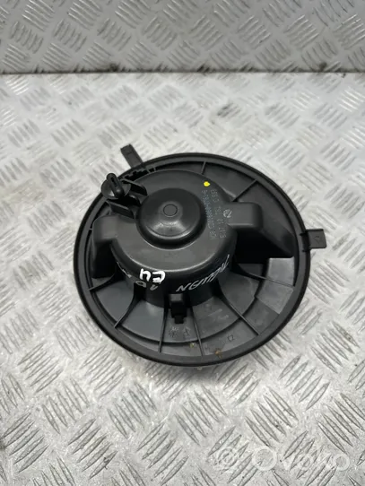 Volkswagen Tiguan Heater fan/blower 1K1819015C