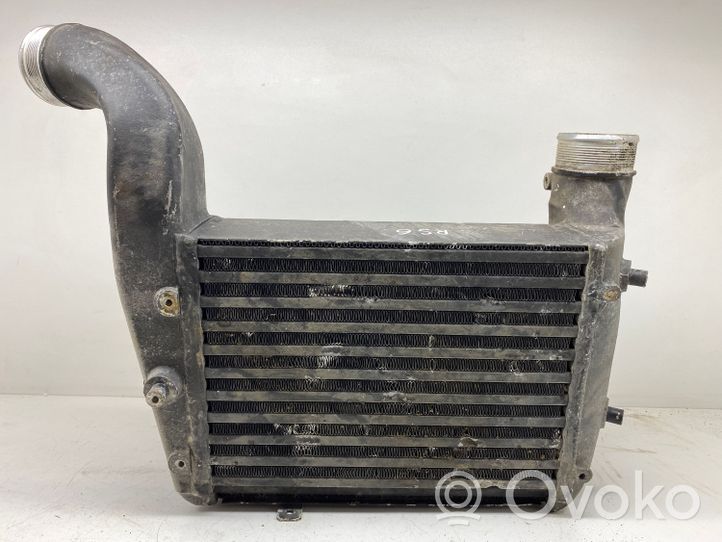 Audi RS6 Chłodnica powietrza doładowującego / Intercooler 4F0121212J