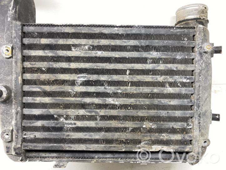 Audi RS6 Chłodnica powietrza doładowującego / Intercooler 4F0121212J