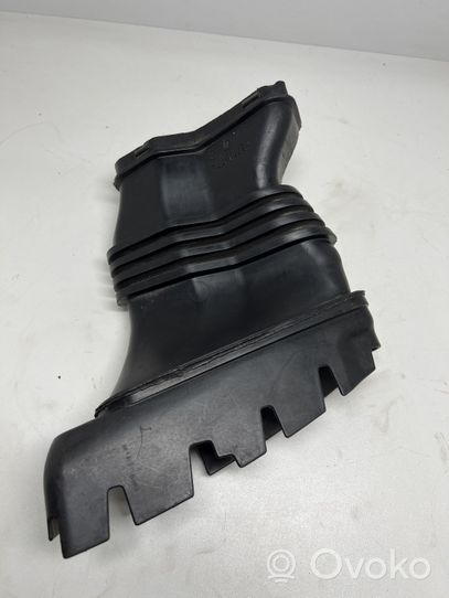 Audi RS6 Air intake duct part 4F129906A