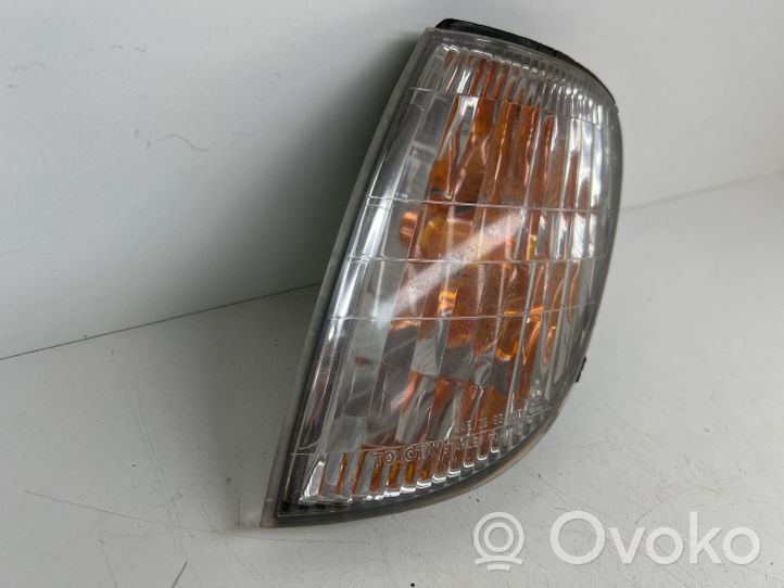 Lexus LS 400 Front indicator light 