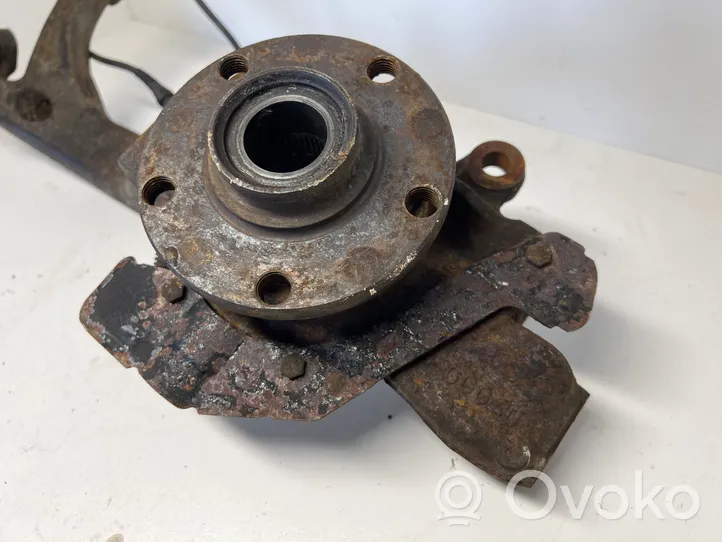 Audi A4 S4 B5 8D Mozzo ruota anteriore 