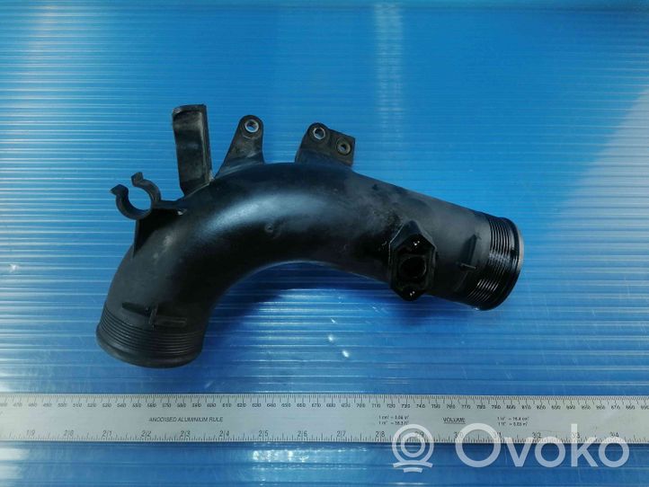 Volkswagen Crafter Tube d'admission de tuyau de refroidisseur intermédiaire 2E0145762A