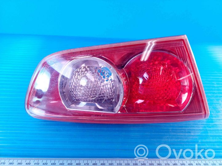 Mitsubishi Lancer Evolution Lampy tylnej klapy bagażnika A1839