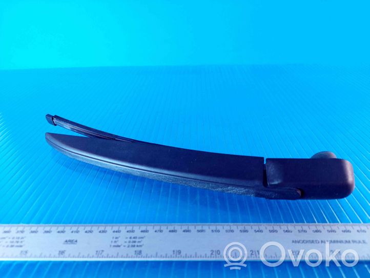 Renault Clio IV Rear wiper blade arm 37029817