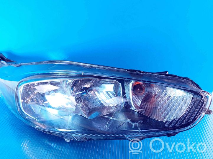 Ford Fiesta Lampa przednia C1BB13W029AH