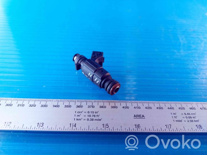 Mercedes-Benz E W210 Injecteur de carburant A1120780049