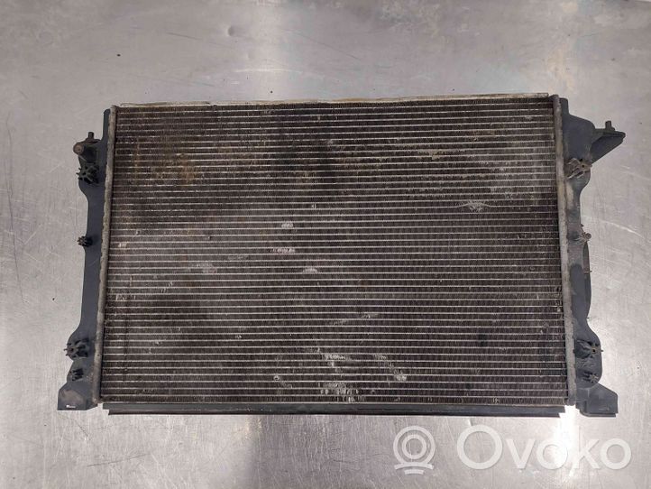 Audi A4 S4 B7 8E 8H Radiatore di raffreddamento 