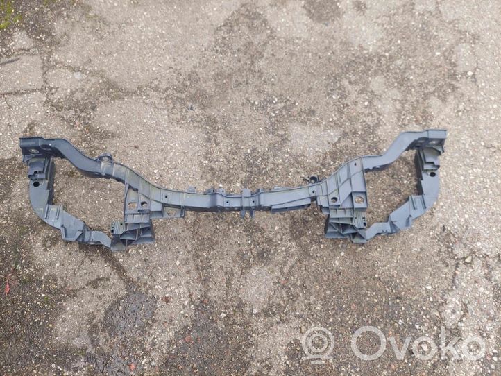 Ford Focus Jäähdyttimen kehyksen suojapaneeli BM518B041B