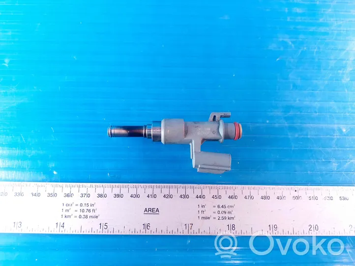 Toyota Sienna XL40 IV Injecteur de carburant 23250F0020