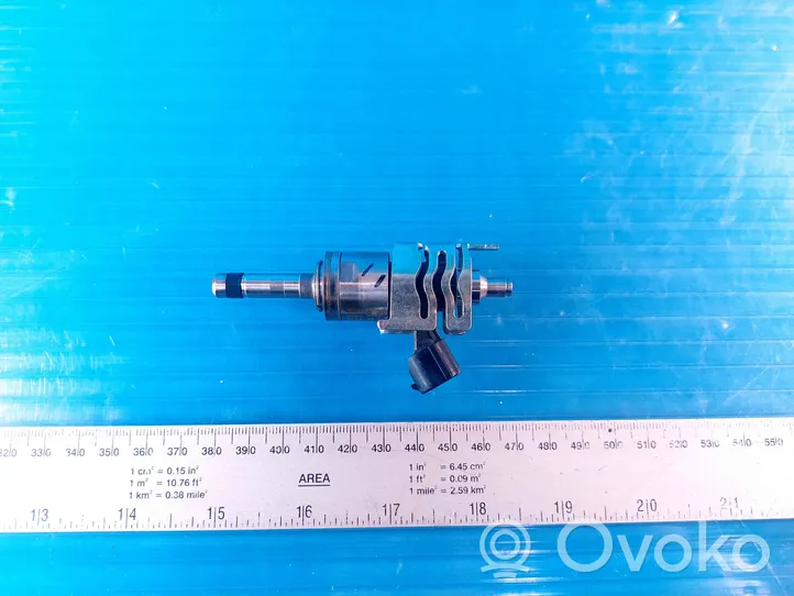 Toyota Sienna XL40 IV Injecteur de carburant 23250F0010