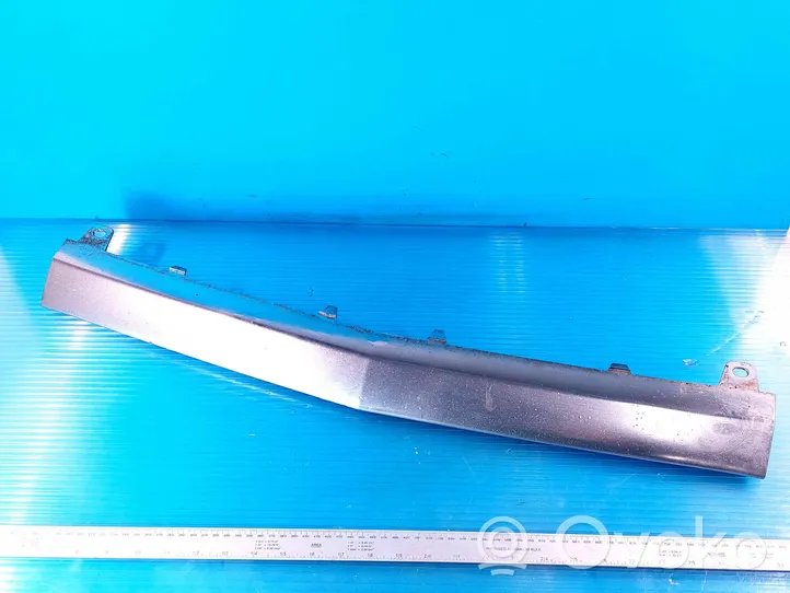 Mercedes-Benz C W205 Modanatura separatore del paraurti anteriore A2058851574