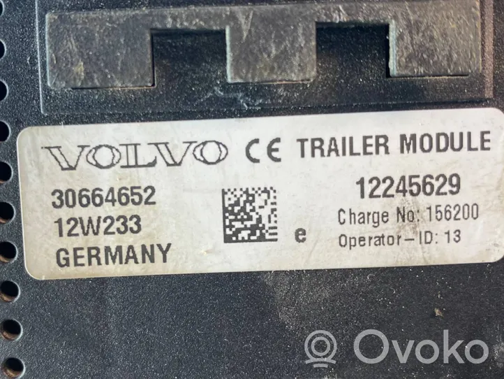 Volvo V70 Vetokoukun ohjainlaite/moduuli 30664652