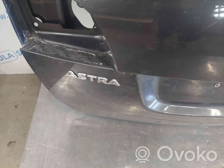 Opel Astra J Couvercle de coffre 