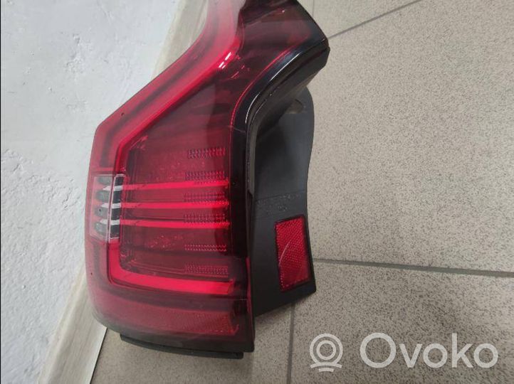 Volvo V90 Cross Country Luci posteriori 32337133