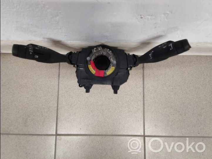 Volvo V90 Cross Country Leva/interruttore dell’indicatore di direzione e tergicristallo 32266026