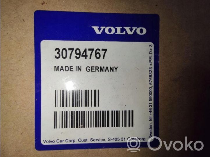 Volvo C30 Capteur niveau de carburant 30794767