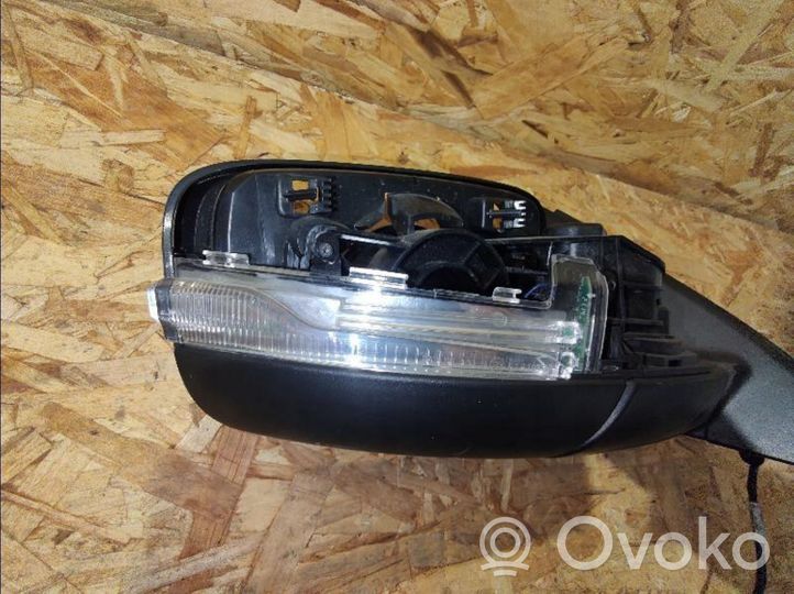 Volvo XC60 Elektryczne lusterko boczne drzwi przednich 31352102