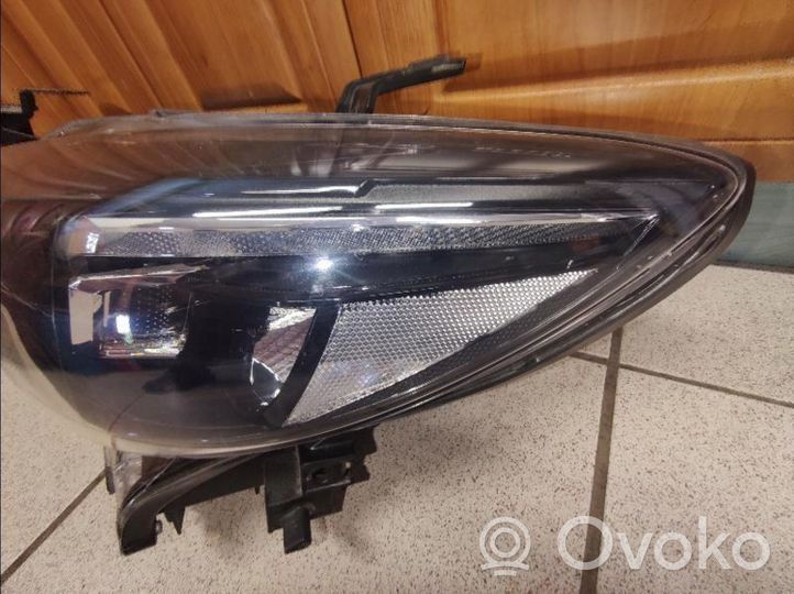 Mazda 6 Lampa przednia 100-65033