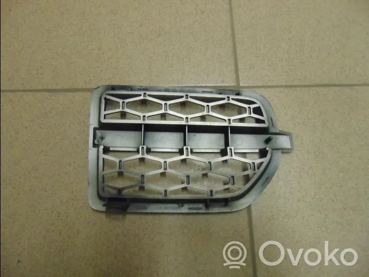 Land Rover Discovery 4 - LR4 Grill / Wlot powietrza błotnika przedniego 22106000