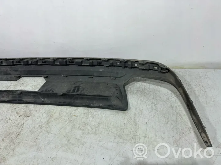 Volkswagen Touareg III Moulure inférieure de pare-chocs arrière 760807568J