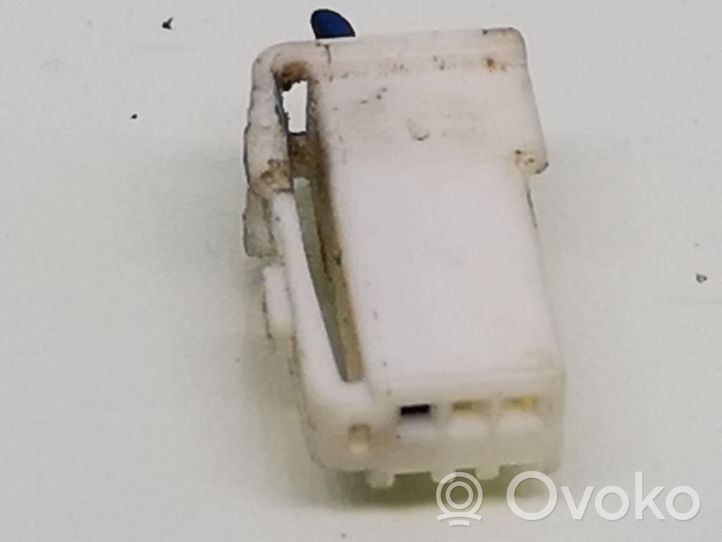 Nissan Primera Priekšpusē durvju atvēršanas / aizvēršanas sensors (pīkstulis) 48020