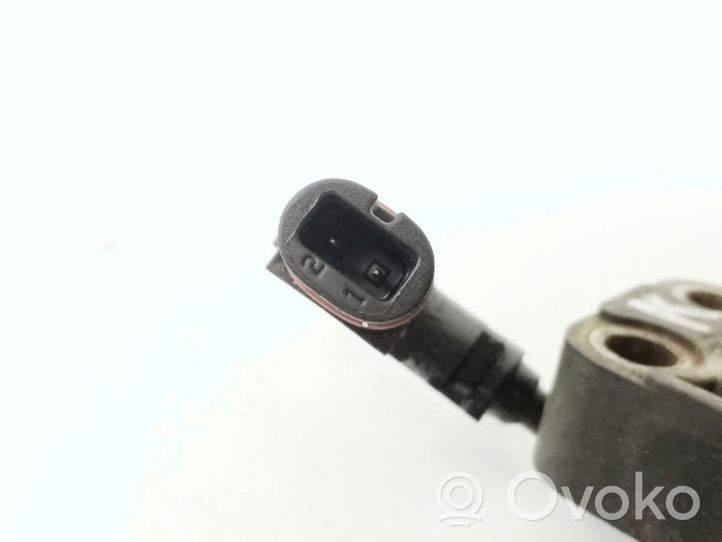 Mercedes-Benz Vaneo W414 Priekšējais bremžu ABS sensors A1685400117