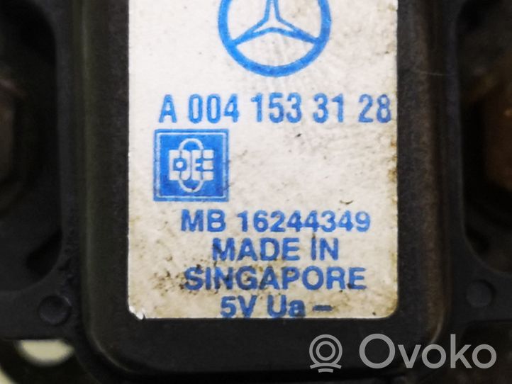 Mercedes-Benz Vaneo W414 Air pressure sensor A0041533128