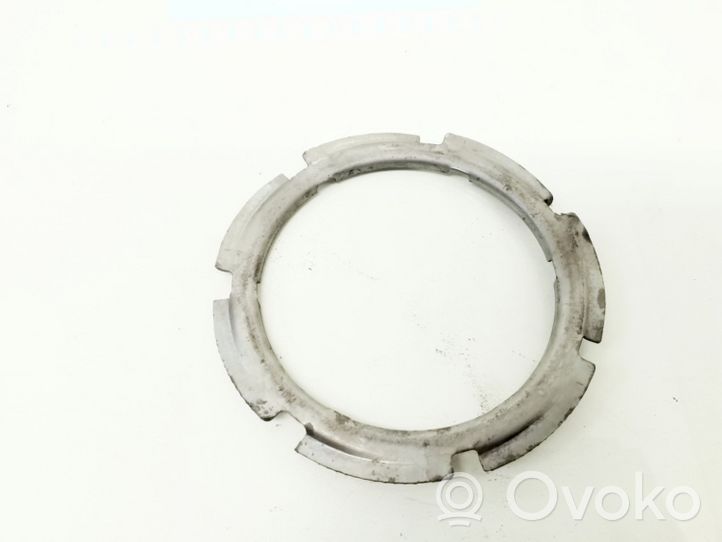 Volkswagen Golf V Anello/dado di bloccaggio della vite della pompa del carburante nel serbatoio 1K0201375