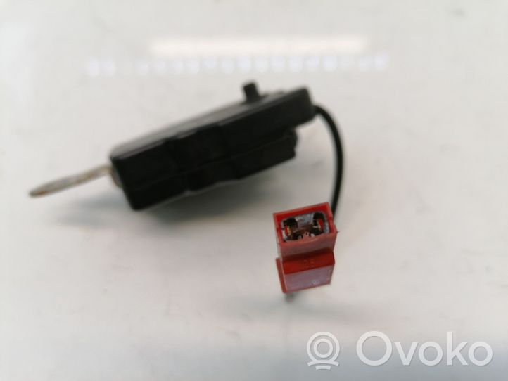 Mercedes-Benz S W220 Amplificatore antenna 2208201489