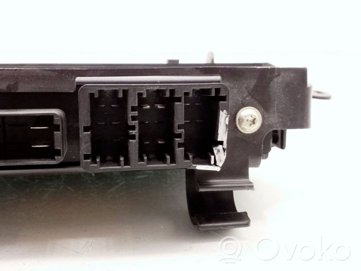 Mercedes-Benz S W220 Seat control module 2208201285