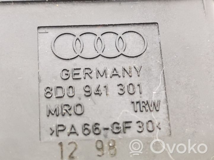 Audi A4 S4 B5 8D Przycisk / Pokrętło regulacji świateł 8D0941301