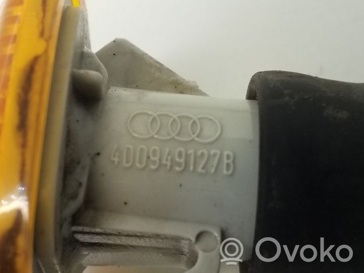 Audi A4 S4 B5 8D Indicatore di direzione del parafango anteriore 4D0949127B