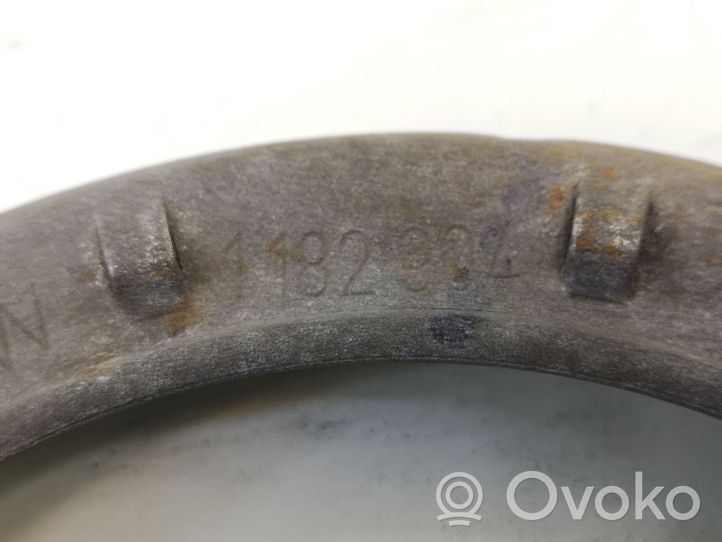 BMW 3 E46 Anello/dado di bloccaggio della vite della pompa del carburante nel serbatoio 1182904